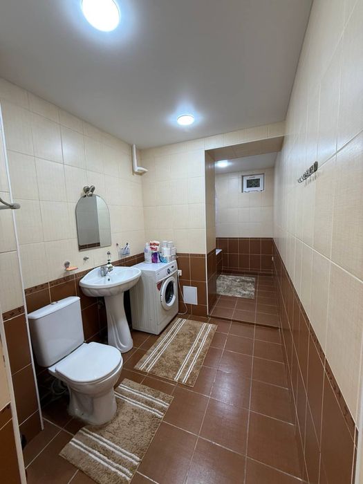 Сдается 3 комнатная квартира на Ц-7 м.Ойбек