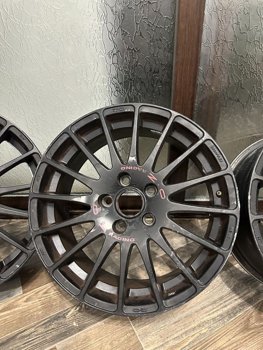 OZ SUPERTURISMO GT 5x114.3 17'' 7.5j