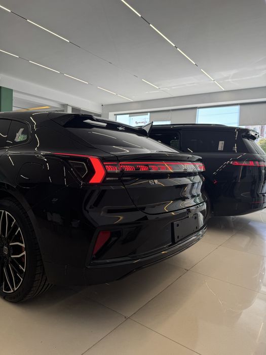 Zeekr 001 Full z sport tayyor
