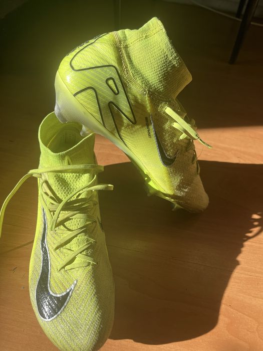 Бутонки Nike Mercurial