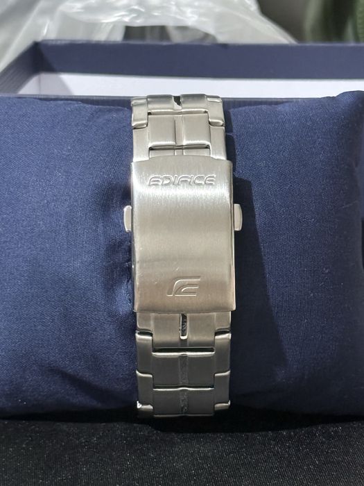 Ceas Casio Edifice EFR-556DB-2AV
