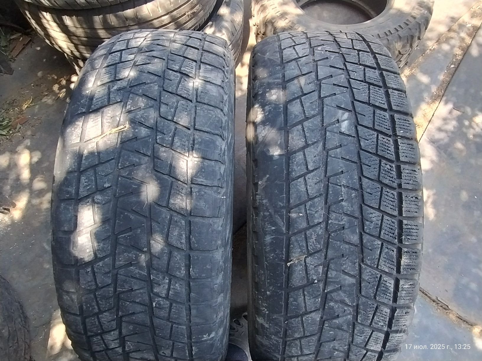 Продам 2 шины 265/70/16