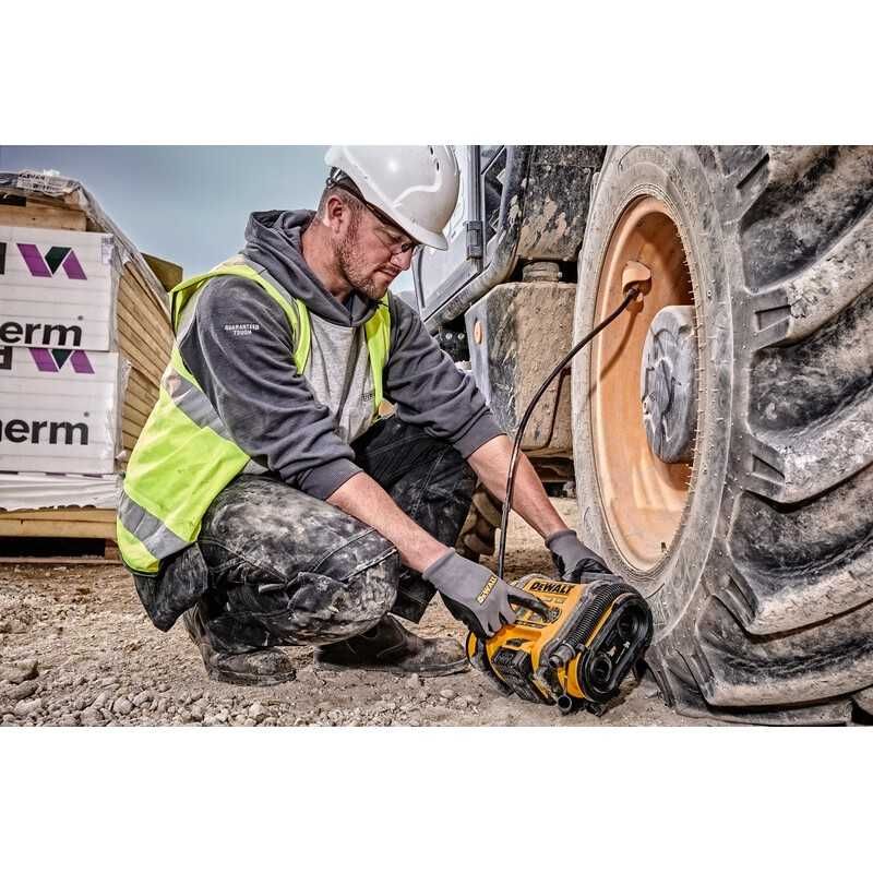 Компресор акумулаторен DEWALT DCC018N, 18V