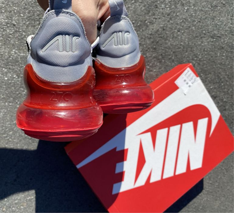 Adidas Nike air 270