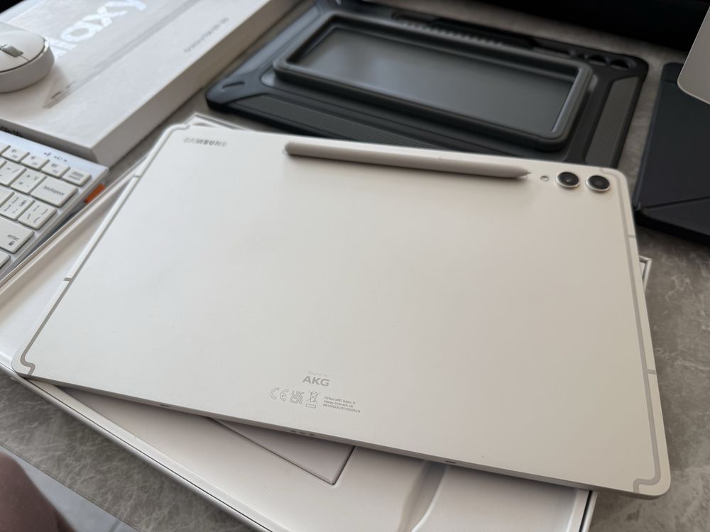 Таблет Samsung Galaxy Tab S9 + Plus 5G 256GB