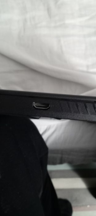 Laptop MSI (nu stiu ce model este)