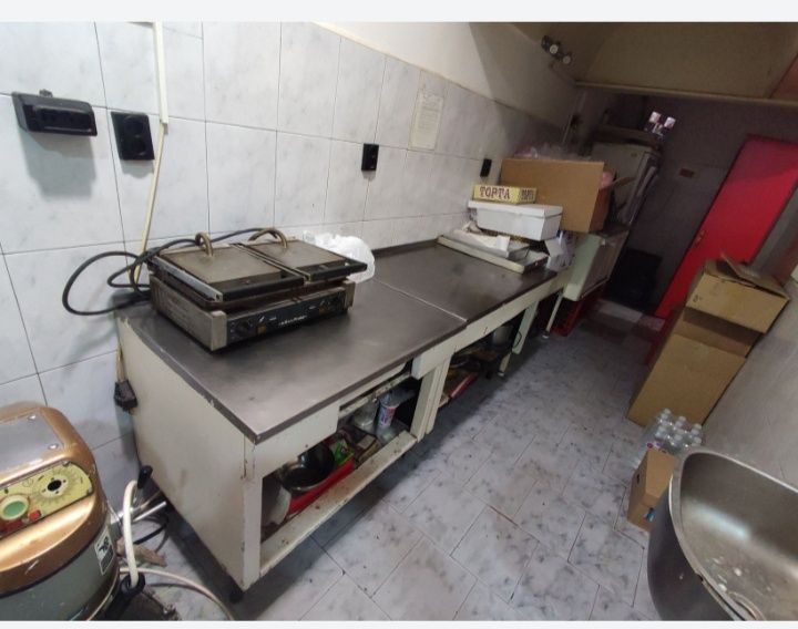 Разпродажба на сладкарски цех