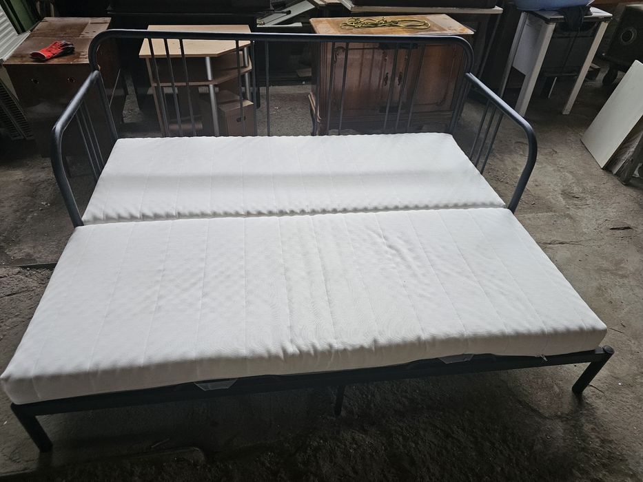 Pat extensibil cu saltele