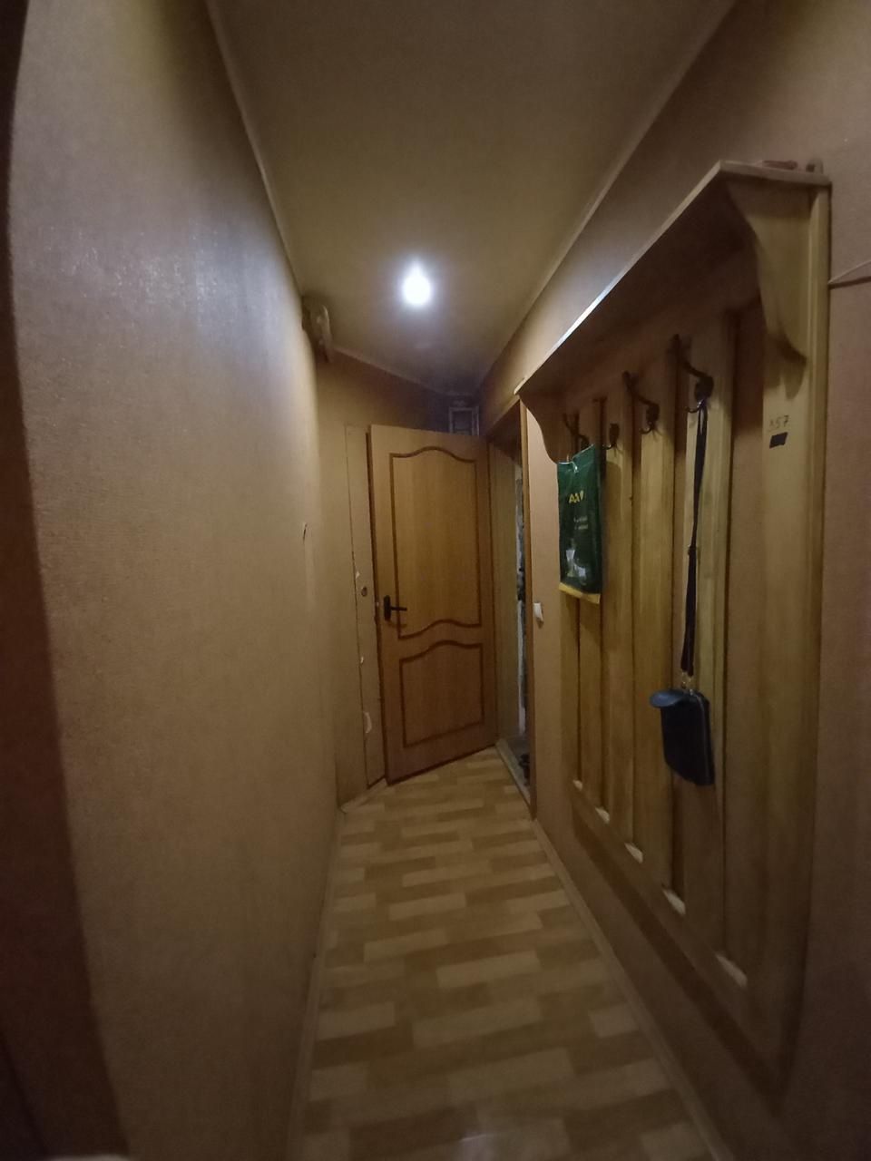 Посуточно ,Дом быта (маг.Урал)