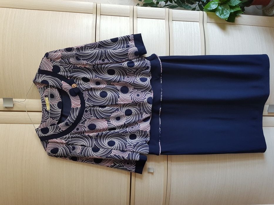 Женское нарядное платье