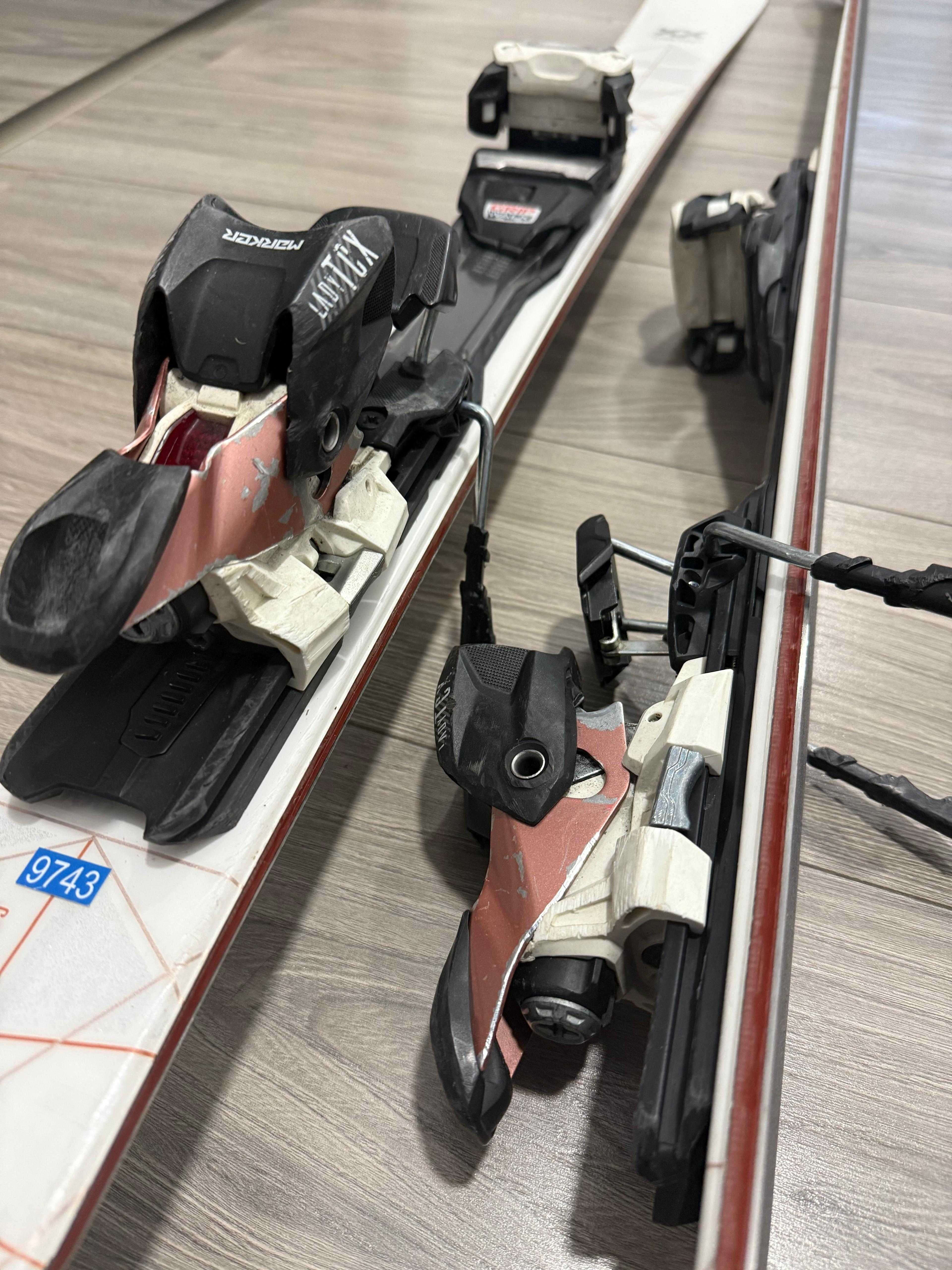 Schiuri Volkl Flair SC 153 cm
