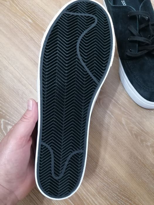 Pantofi nike piele intoarsa