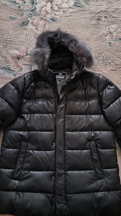 Продам зимнюю куртку