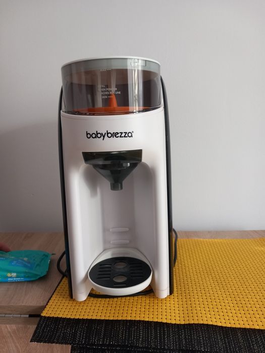 Baby Brezza expresor lapte praf