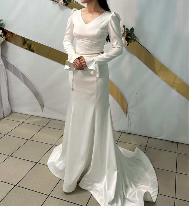 Белое платье в пол