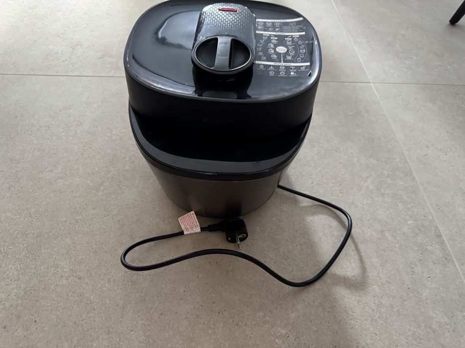 Multicooker/мултикукър Philips HD2151/40