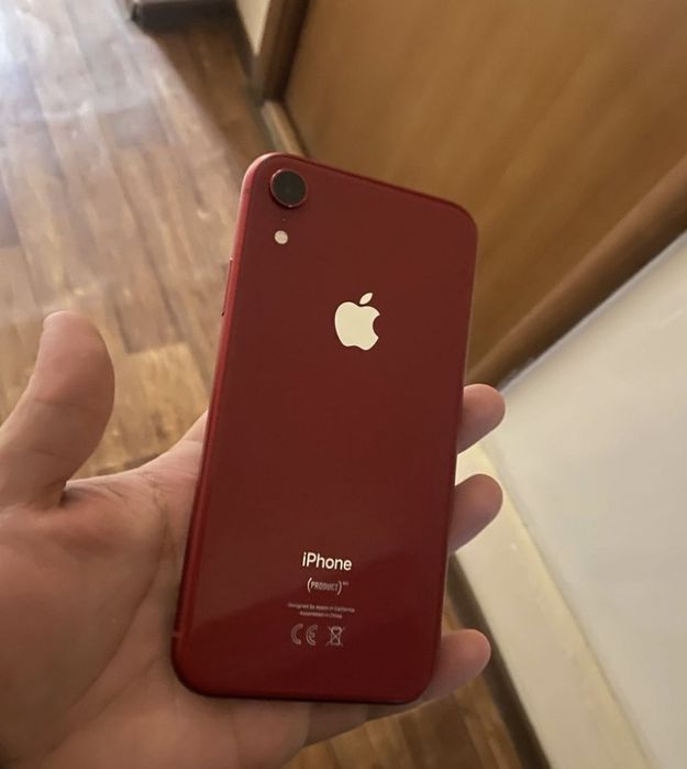 Айфон хр красный