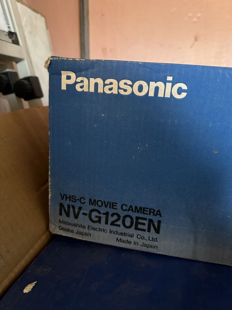 Panasonic видеокамера NV-G120EN