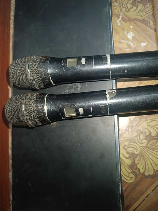 Срочно продам беспроводная микрофон