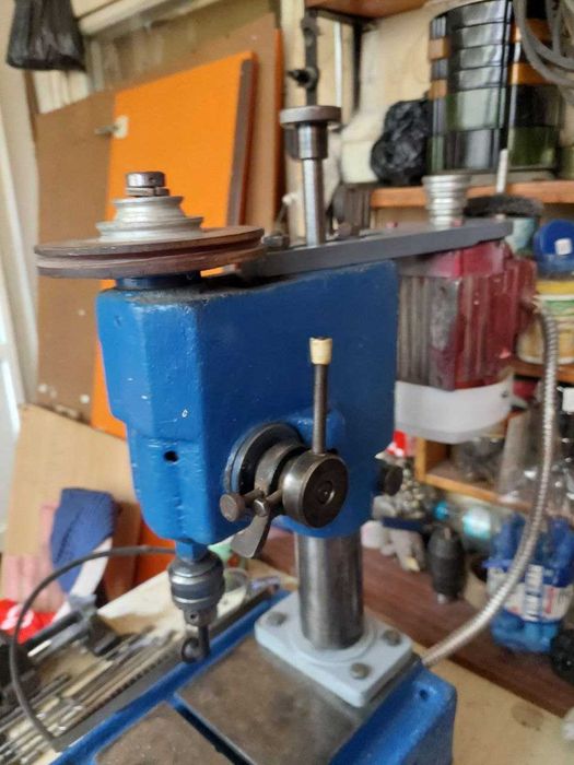 Продам станок сверлильный советского производства