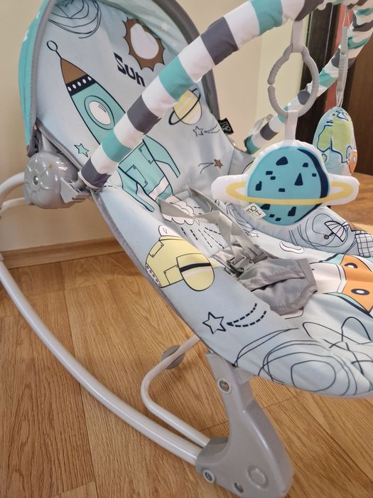 Бебешка люлка-шезлонг Moni