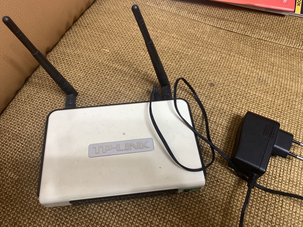 Router TP-Link cu port usb