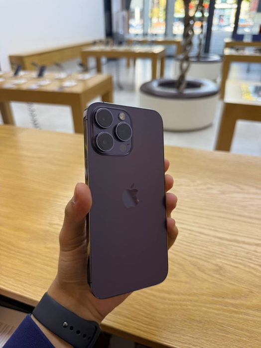 Srochno ! Iphone 14 pro max yaxshi xolatda