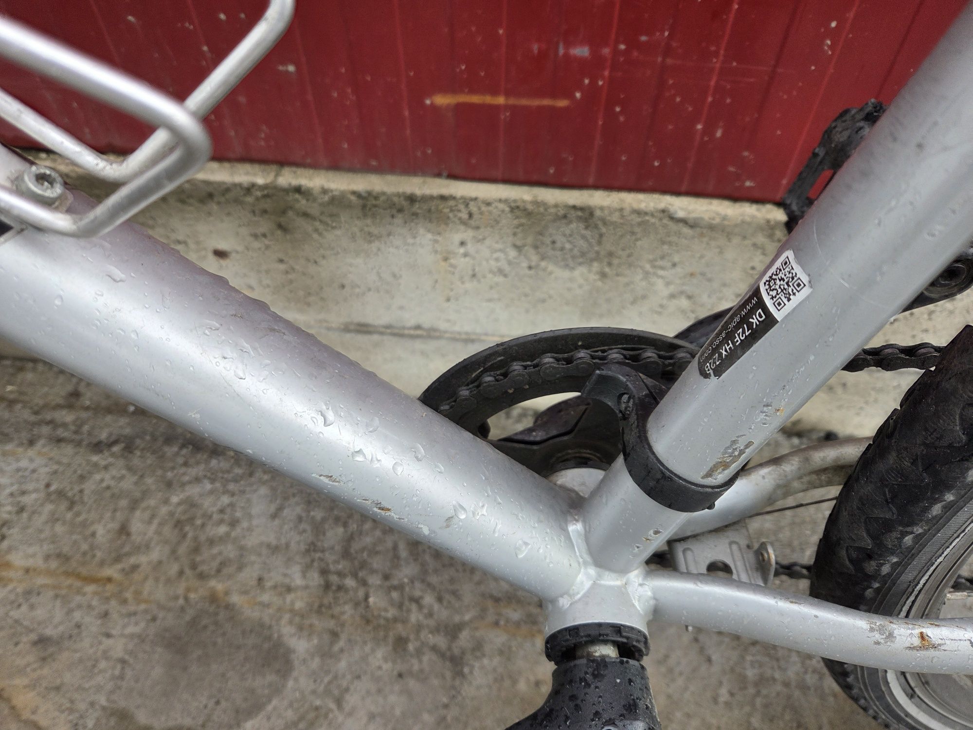 Vând bicicletă B'twin, 28'