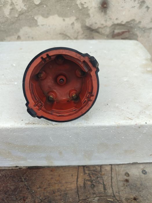 Резина зимняя в хорошем состояний.диски железные