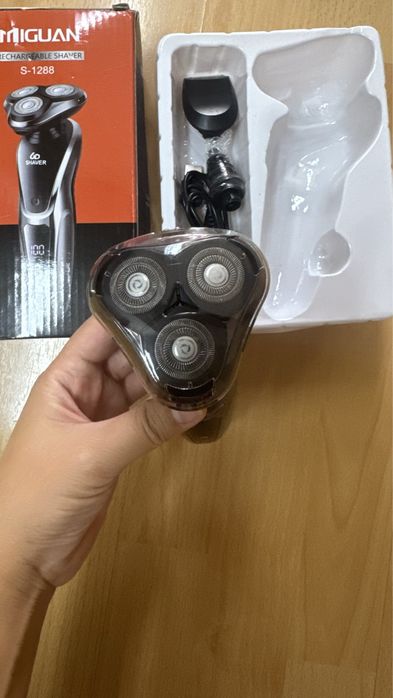 Электробритва новая