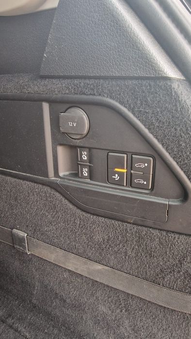 Vw Touareg 2013 FULL - Terrain Tech + ACC + Webasto
-