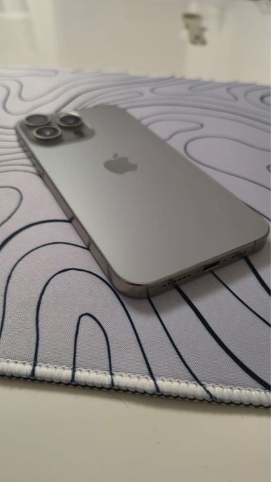 Iphone 15 pro max / 256 GB / Garantie