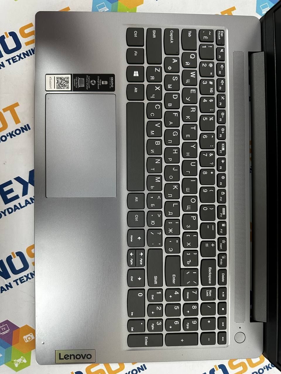 Продаётся ноутбук Lenovo