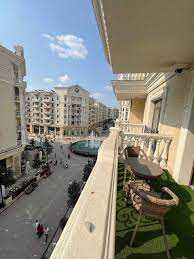 Посуточная аренда квартиры в Ташкент сити Бульвар возле фонтана