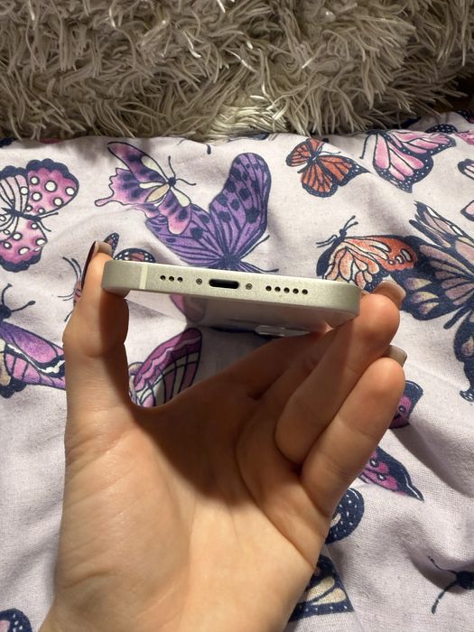 Iphone 13 Alb 128GB + folii + huse