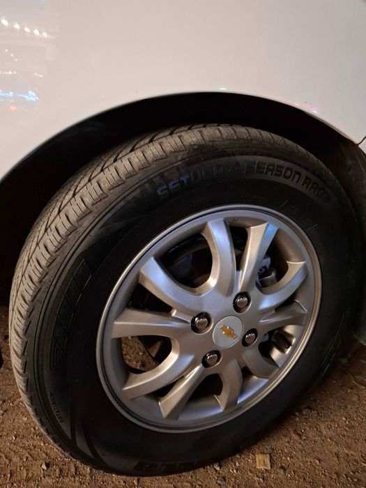 R14 Spark 4pozitsa Diska Balon