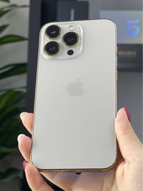 Продаю Iphone 13 Pro золото