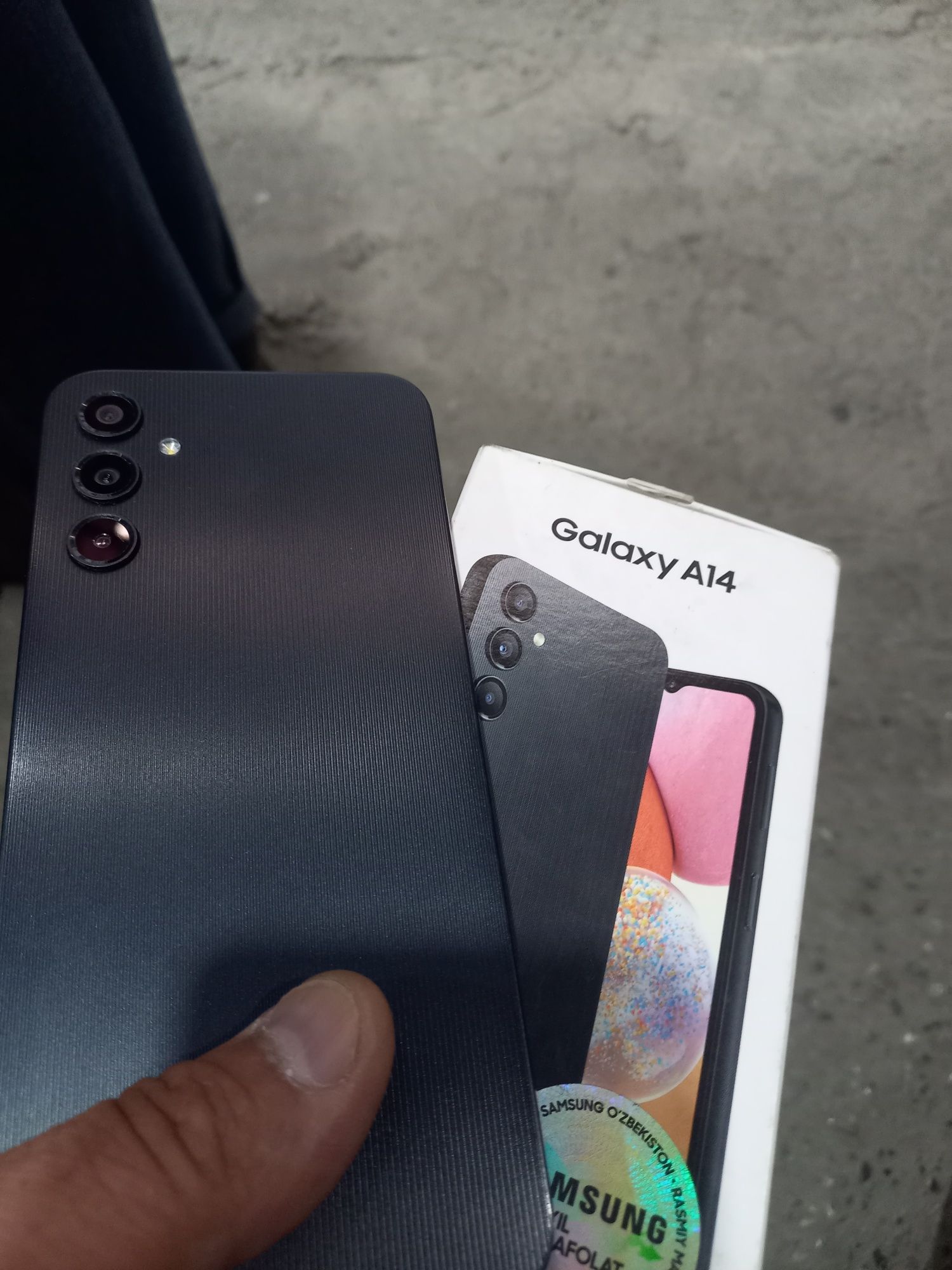 A14 samsung ideal holati yangi tiniq 64GB hotira usta ko'rmagan radnoy