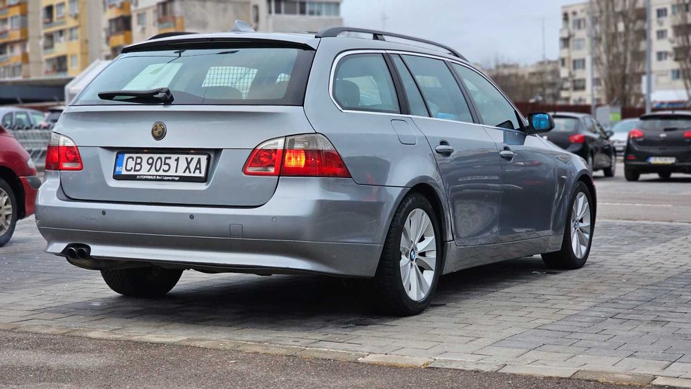 Автомобил BMW E61 530