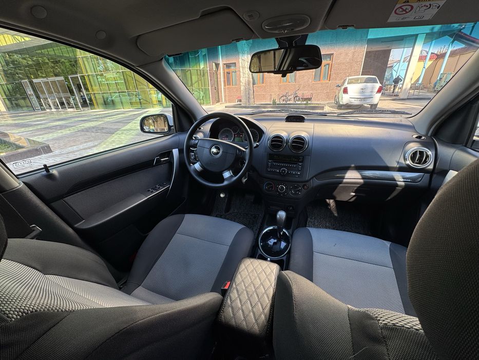 Neksiya 3 sotiladi avtamat 4