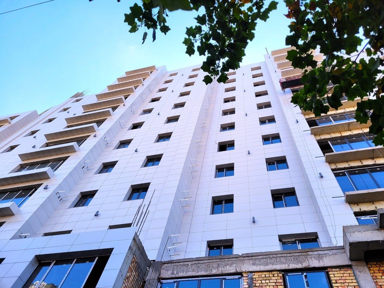 Задача купить Квартиру в Новостройке с Кадастром 80 м² в Центре