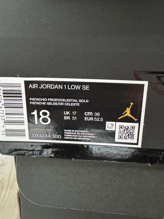 Air Jordan 1 Low SE Pistachio Frost/Celestial Gold 52.5