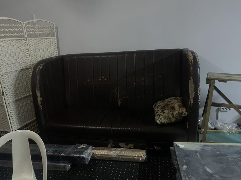 стол кресло диван 5 тысяч