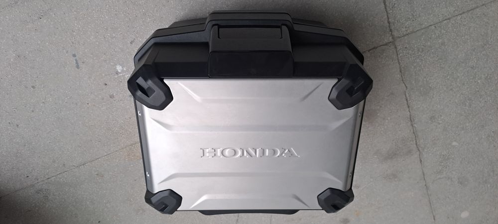 Куфар за Honda оригинален