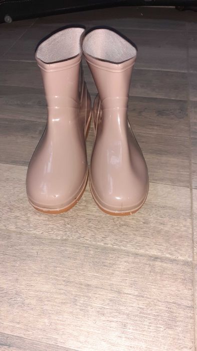 Cizme de ploaie din cauciuc