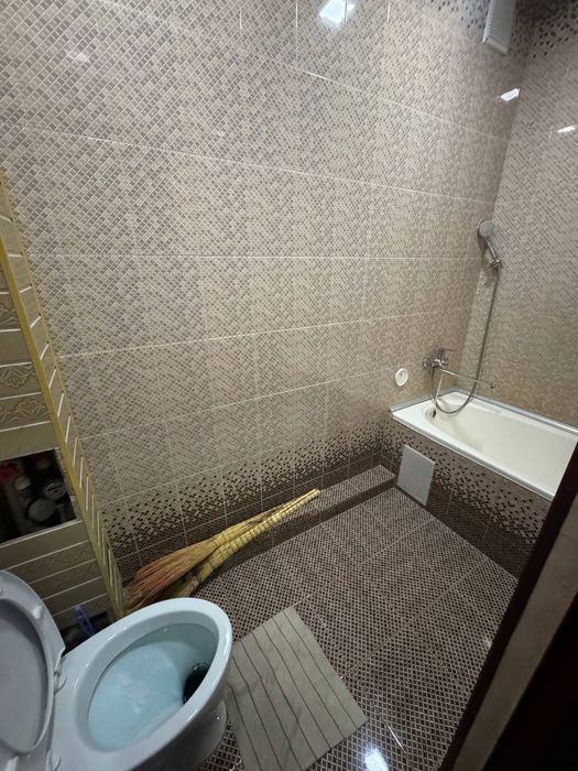 1 xonalik kvartira 5-mikrorayonda arenda