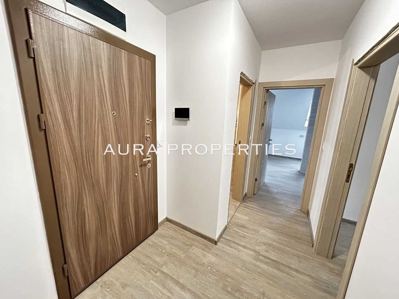 Продава се Двустаен апартамент в Разград, Стефан Караджа - 64 кв.м за 1275 €/кв.м - Снимка #7