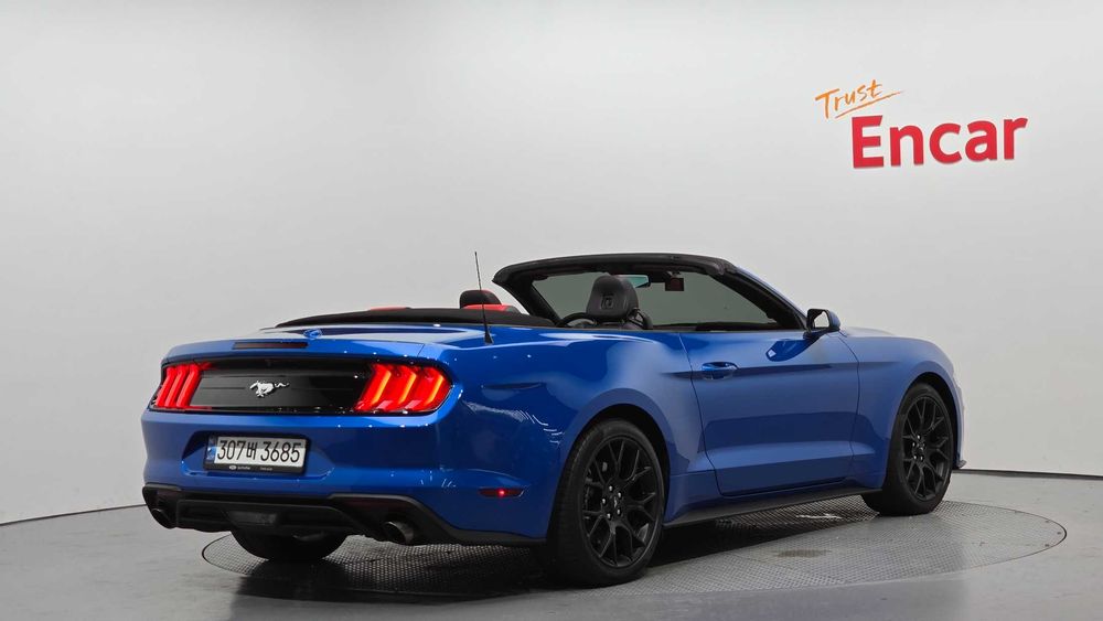 Ford Mustang Convertible