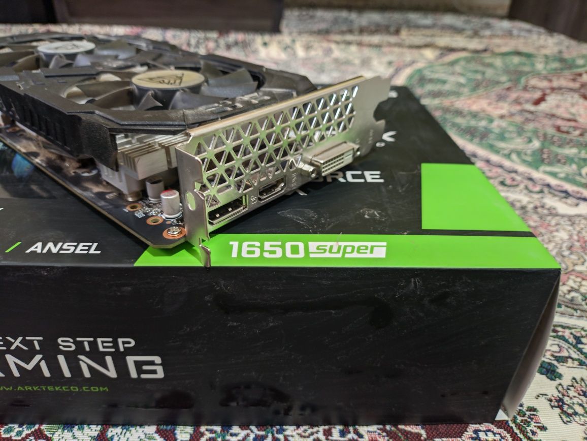 GTX 1650 SUPER satiladi