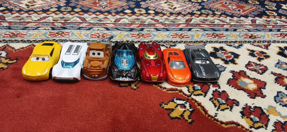 Маленькие машинки